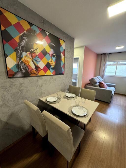 Condominio Solar Di Lucca Lindo Apartamento Com Ar Condicionado E Proximo A Uel Londrina Extérieur photo