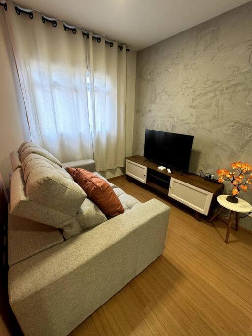 Condominio Solar Di Lucca Lindo Apartamento Com Ar Condicionado E Proximo A Uel Londrina Extérieur photo